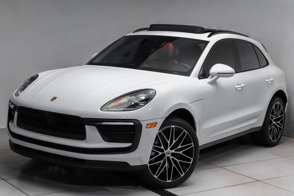 2025 Porsche Macan