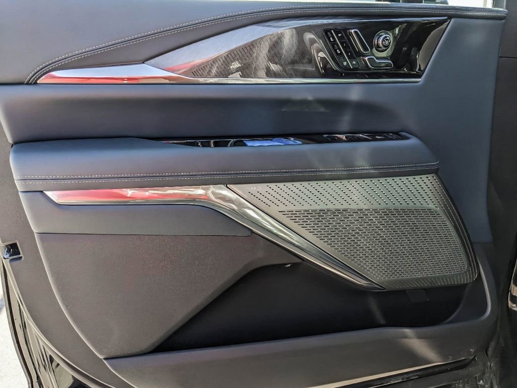 2025 Cadillac Escalade IQ Sport 2 - Photo 11