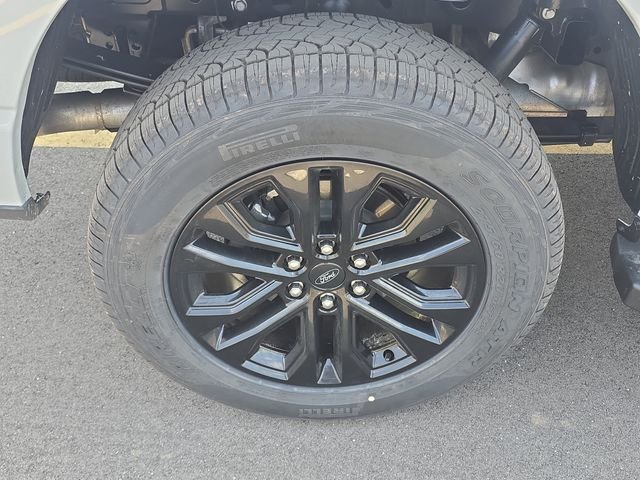 Certified Used 2024 Avalanche Ford Lariat image 5