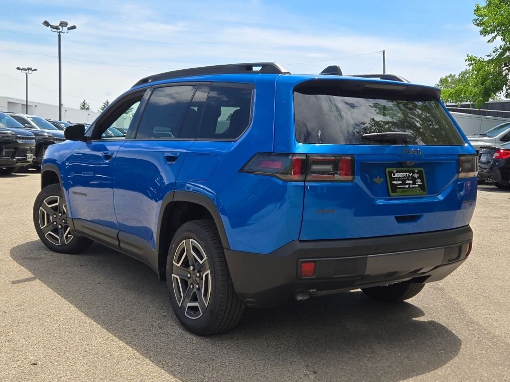 New 2026 Hydro Blue Pearl-Coat Exterior Paint Jeep Laredo image 14