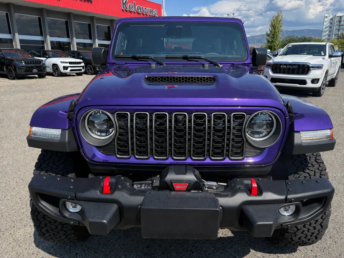 New 2026 reign (pht) Jeep Rubicon X image 2