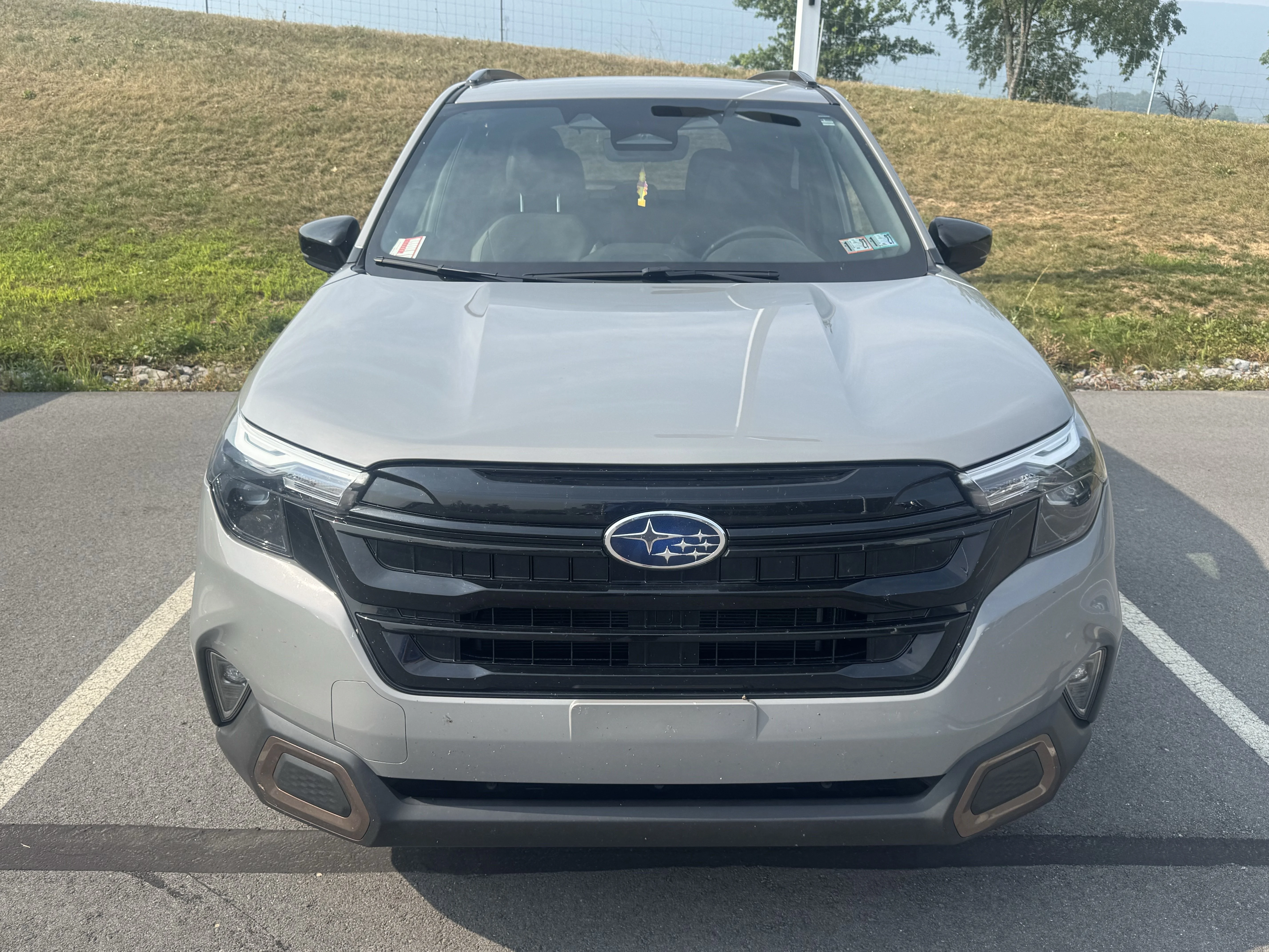Used 2025 River Rock Pearl Subaru Sport image 2
