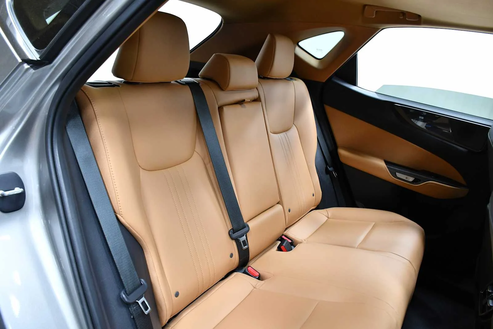 Used 2025 Atomic Silver Lexus Premium image 22