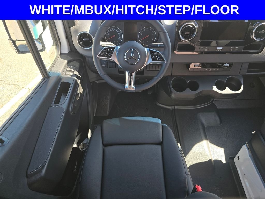 New 2026 Arctic White Mercedes-Benz Cargo 170 WB image 18