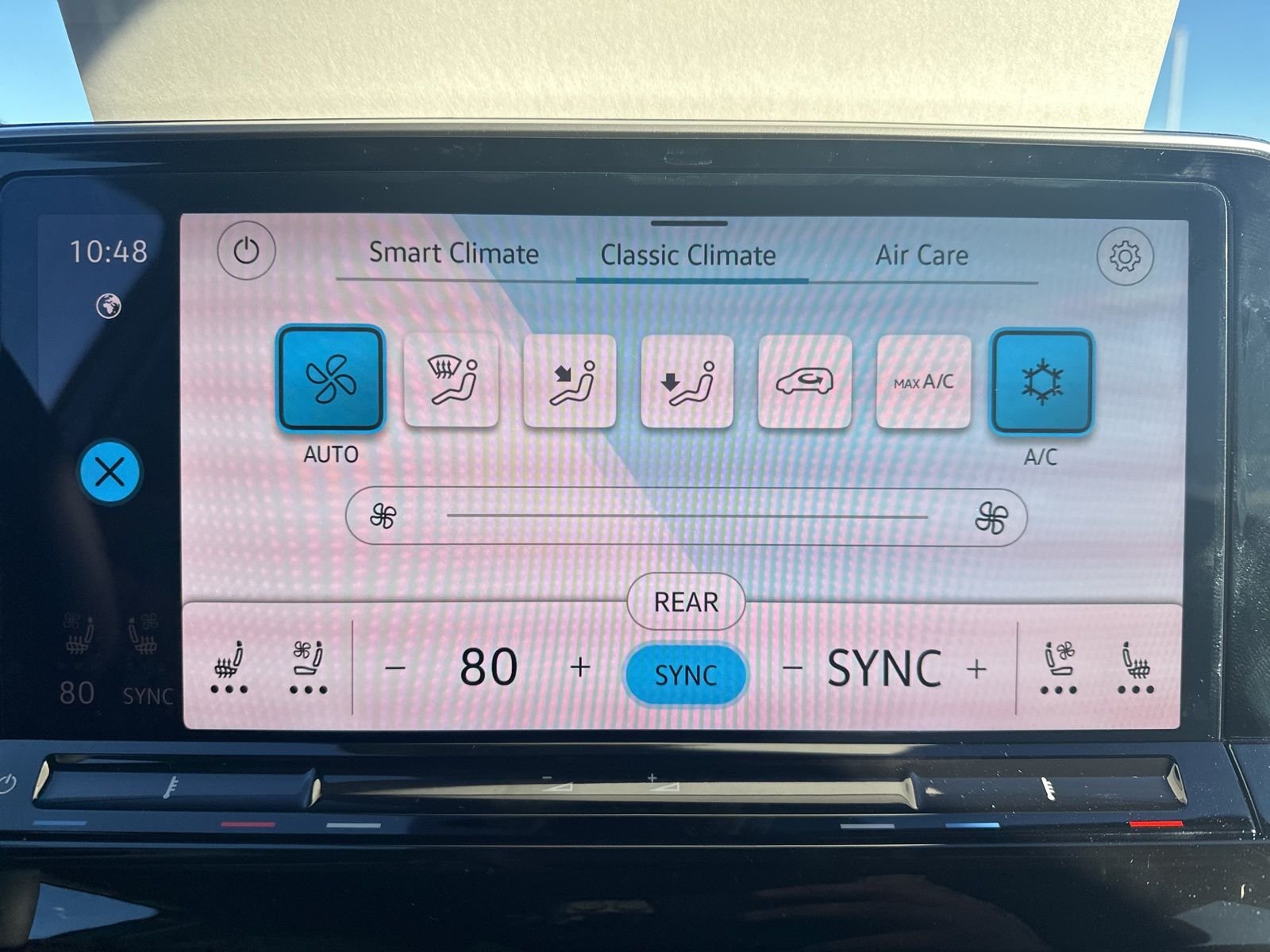 2026 Volkswagen Atlas SE w/Tech - Photo 24