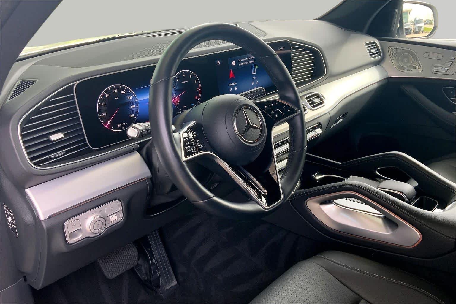Used 2025 Polar White Mercedes-Benz GLE 350 image 16