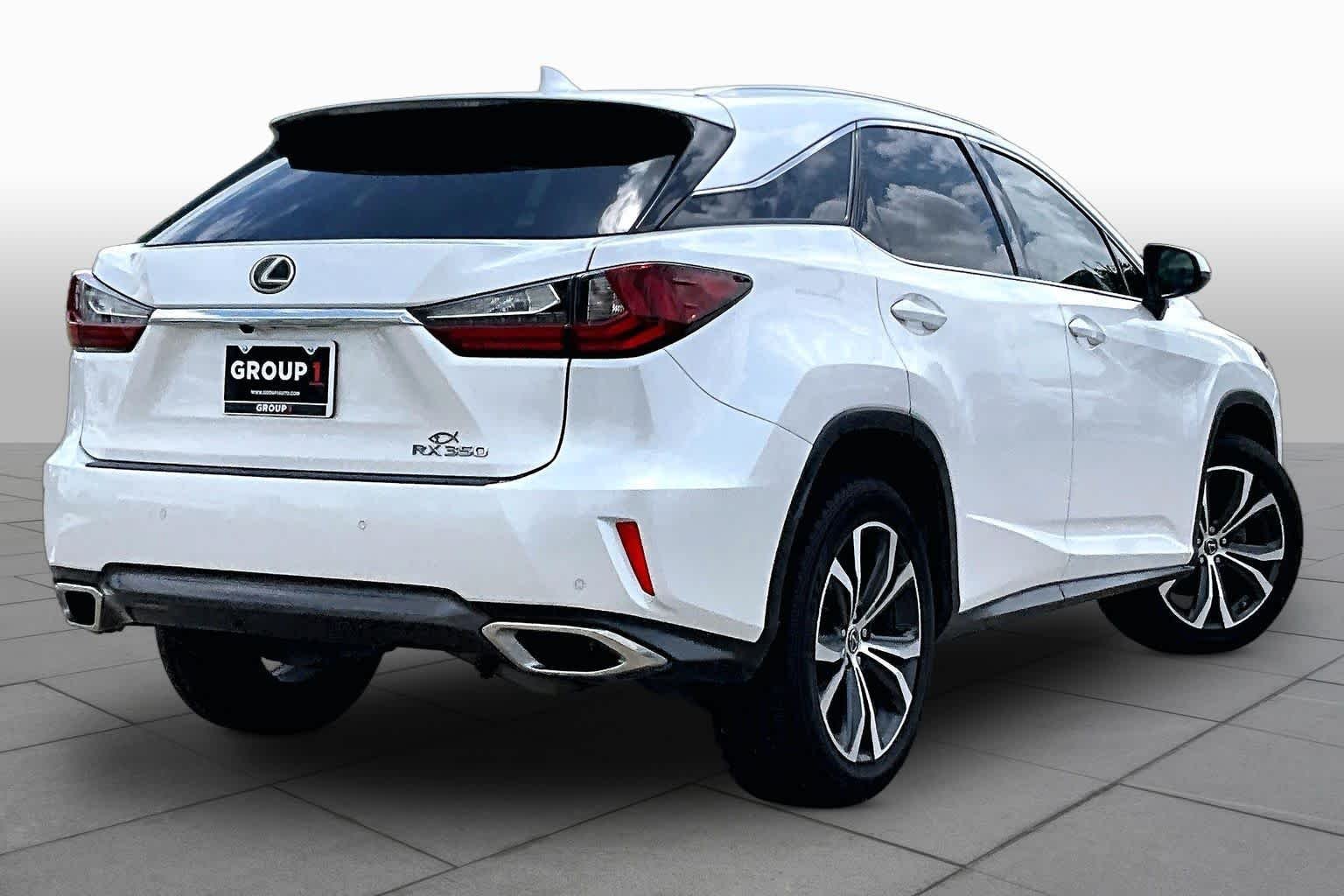 Used 2018 Eminent White Pearl Lexus  image 11