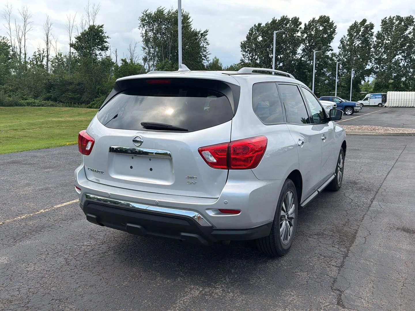 Used 2019 Brilliant Silver Metallic Nissan SV image 6