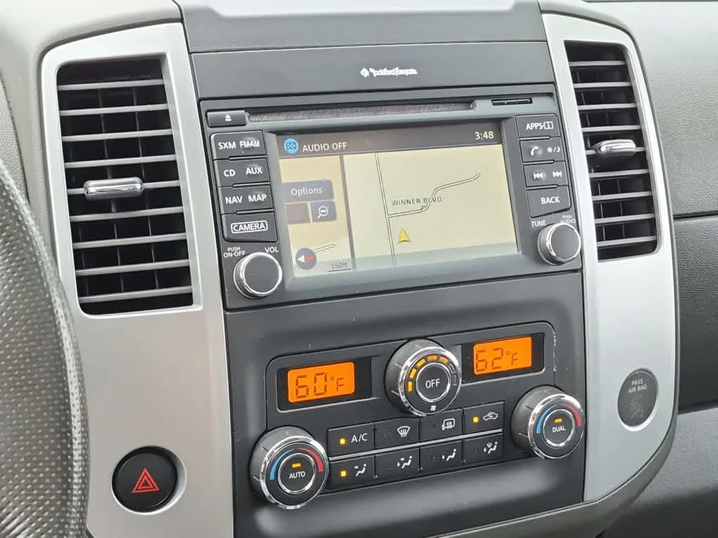 Used 2020 Glacier White Nissan PRO-4X image 13