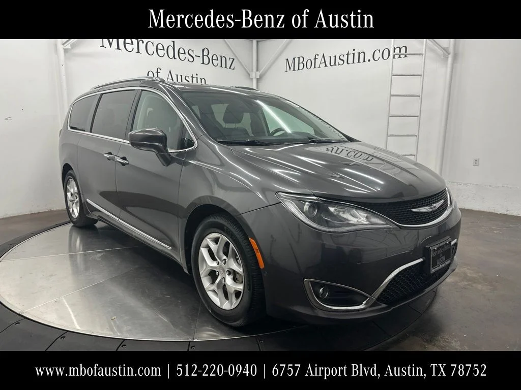 Used 2018 Gray Chrysler Touring L Plus image 1