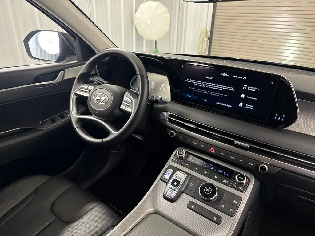Used 2023 Abyss Black Hyundai XRT image 23
