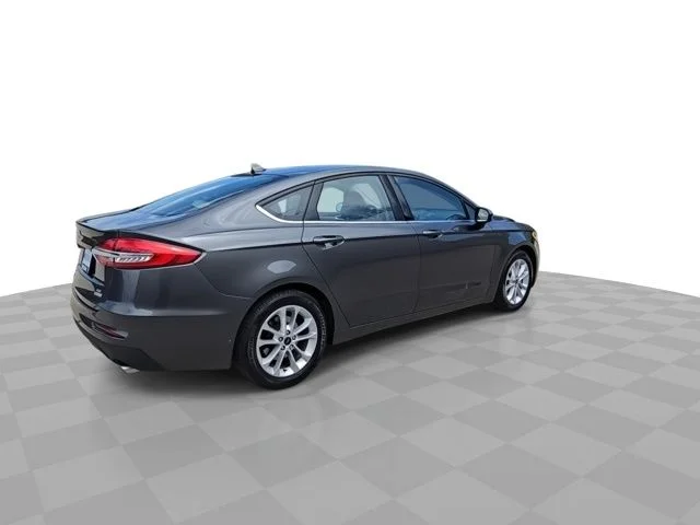 Used 2019 Magnetic Ford SE image 8