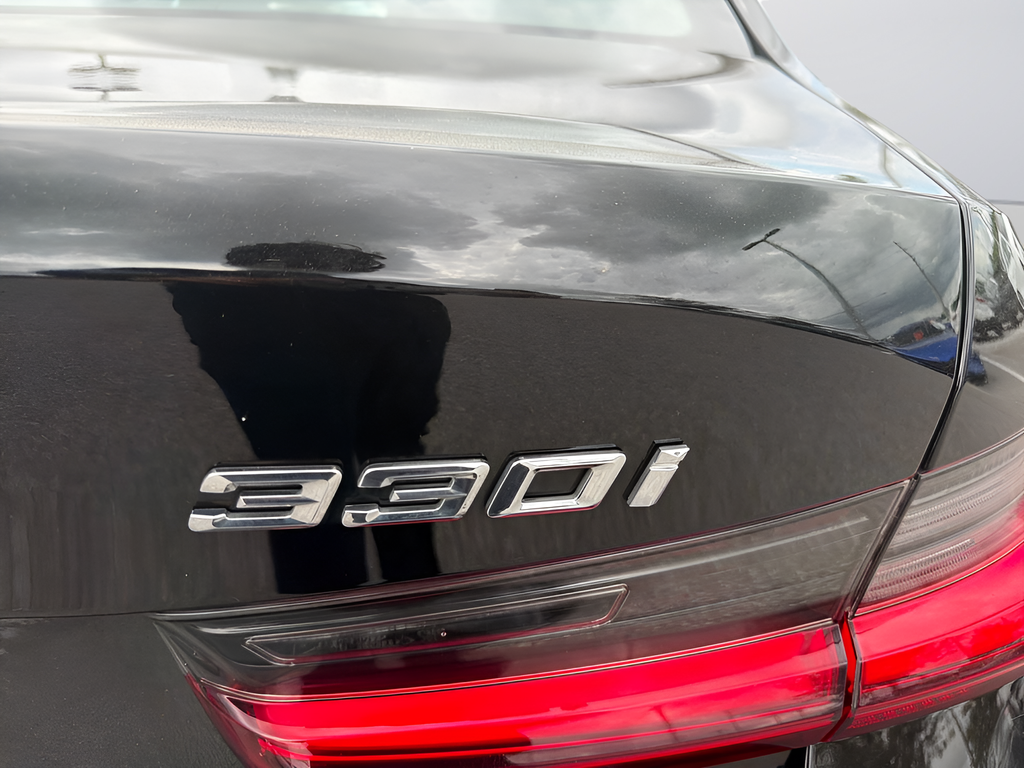Used 2025 Black BMW 330i image 45