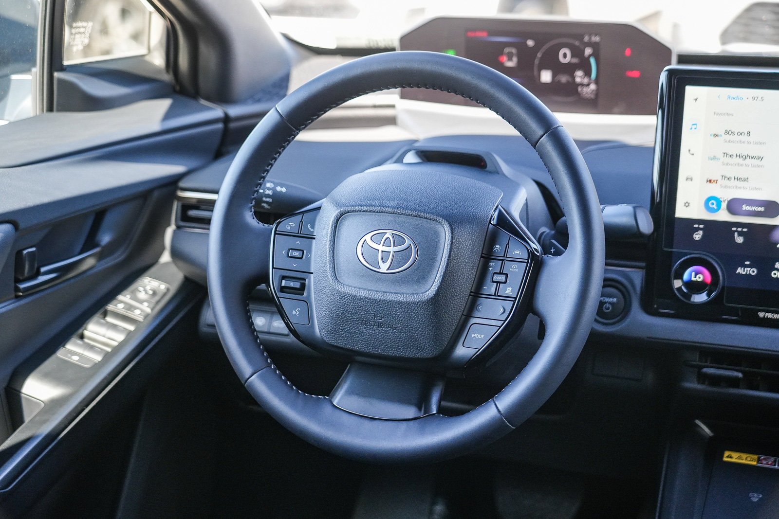 Certified Used 2026  Toyota XLE image 15