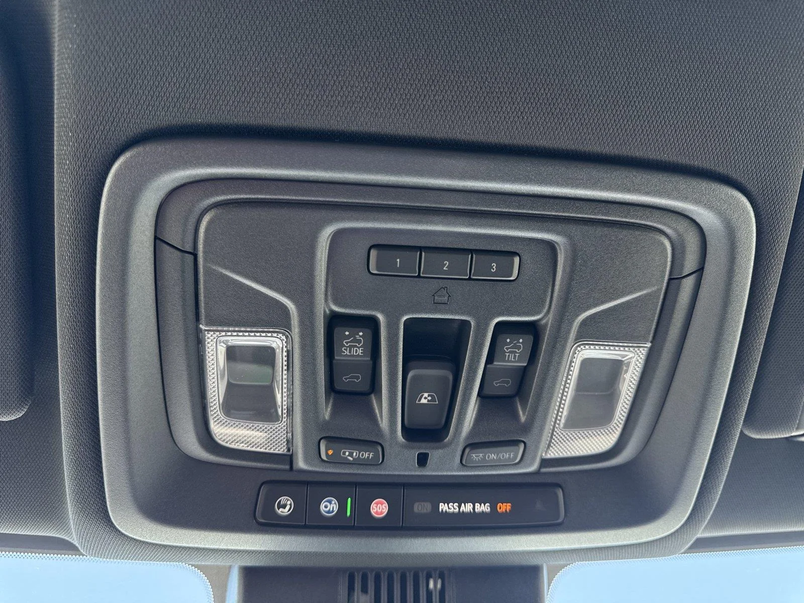 New 2026 Sterling Metallic GMC AT4 image 30