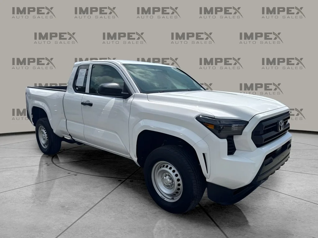 Used 2025 White Toyota SR image 7