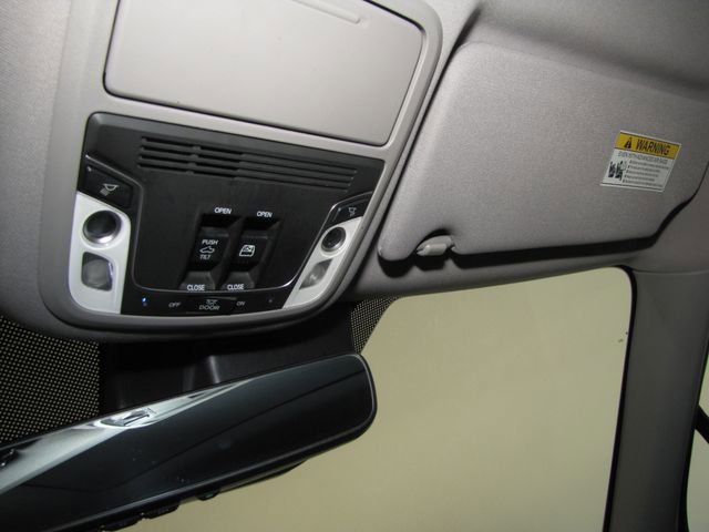 Certified Used 2023 Platinum White Pearl Honda RTL-E image 40