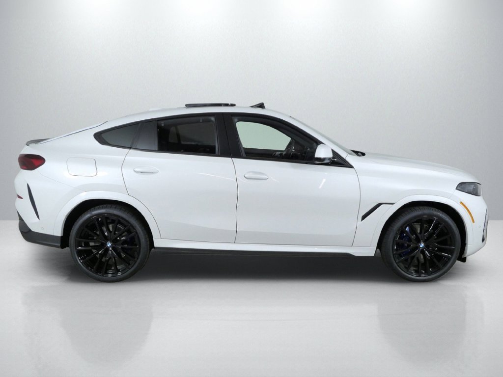 New 2027 Mineral White Metallic BMW xDrive40i image 8