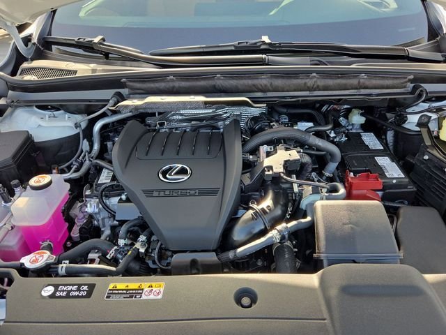 New 2026 Eminent White Pearl Lexus PREMIUM image 33