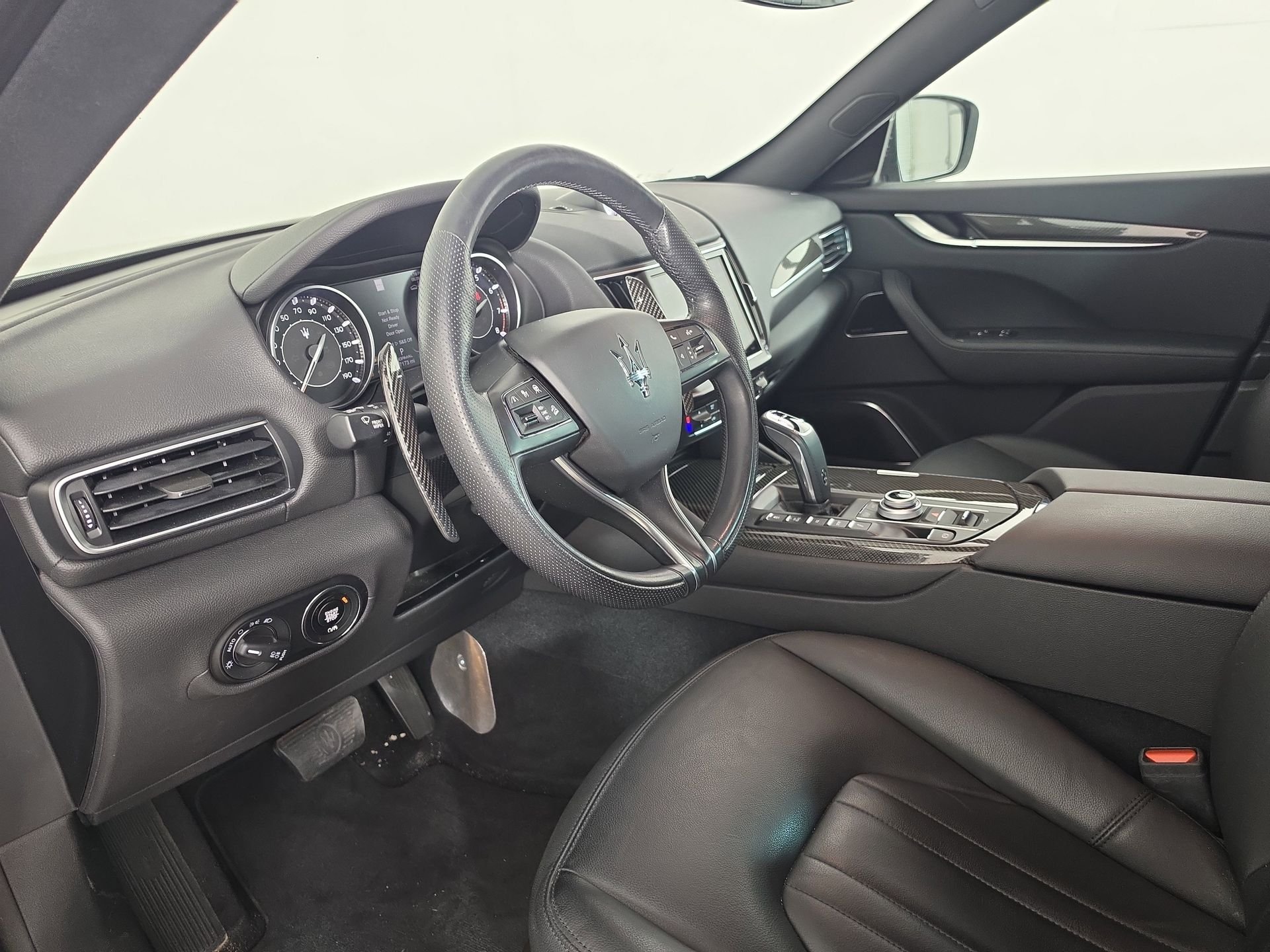 Used 2022 Gray Maserati Modena image 14