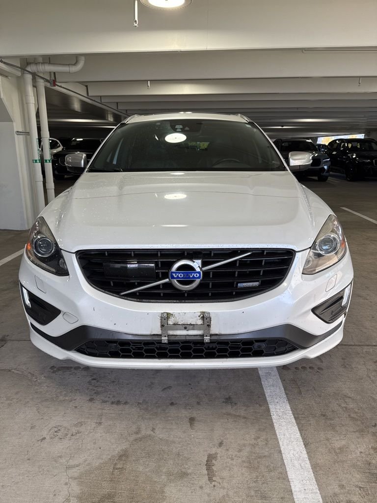 Used 2015 Volvo XC60 T6 R-Design Platinum with VIN YV4902RS8F2659199 for sale in Tigard, OR