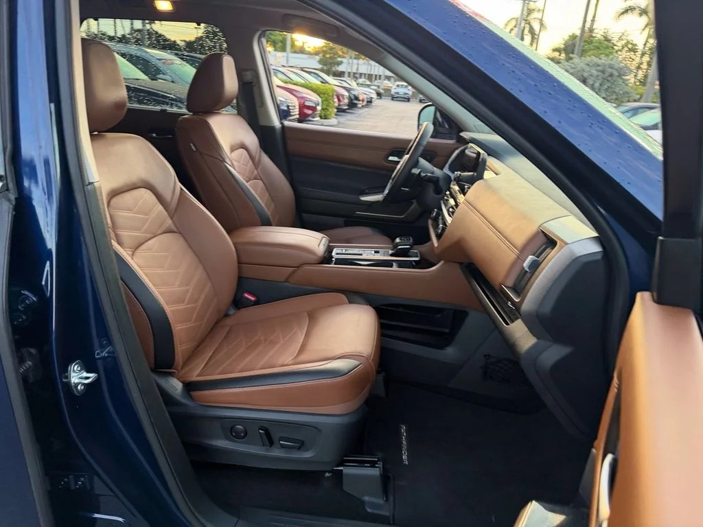 Certified Used 2024 Blue Nissan Platinum image 15