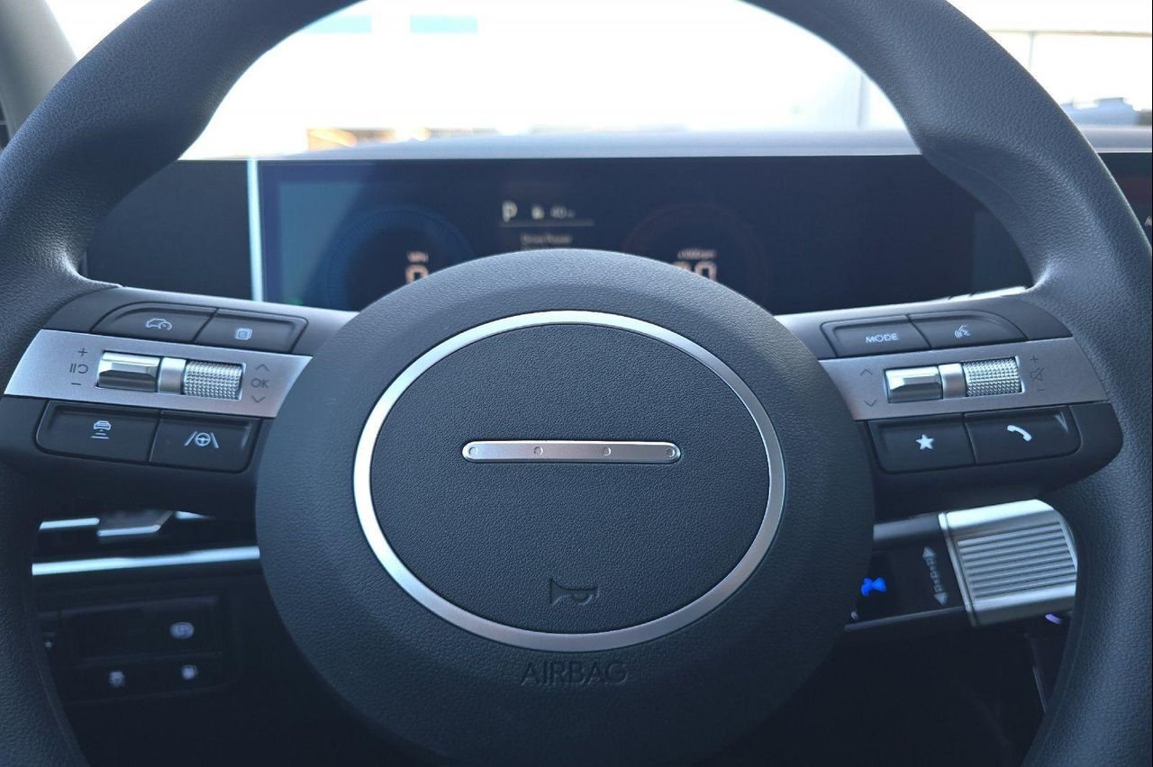 New 2026 Black Hyundai SEL image 22