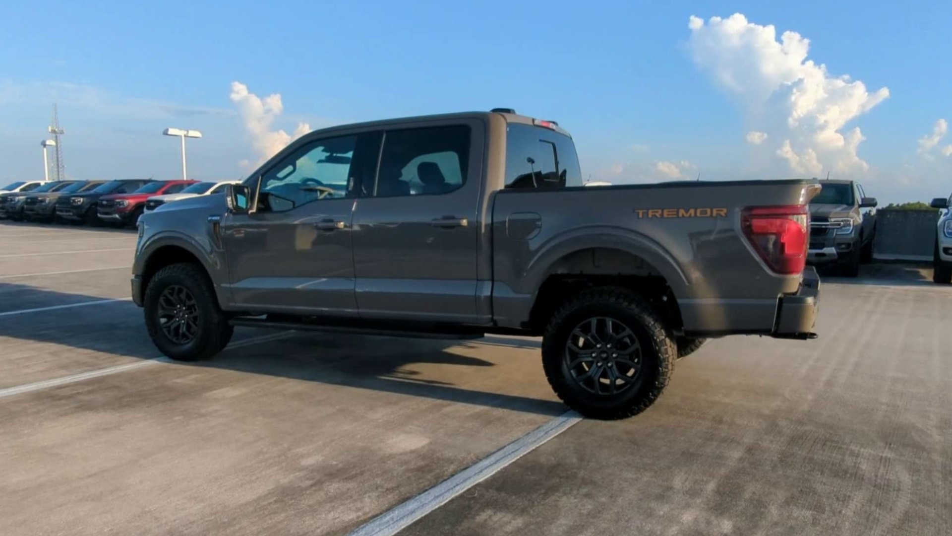 New 2026 Marsh Gray Ford Tremor® image 29