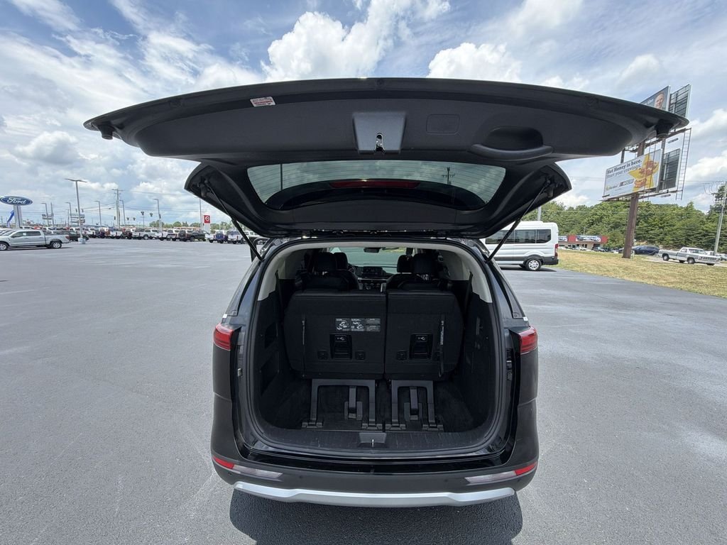 Used 2024 Black Kia LX image 29