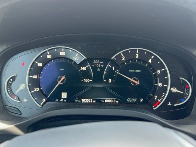 Used 2019 White BMW sDrive30i image 19