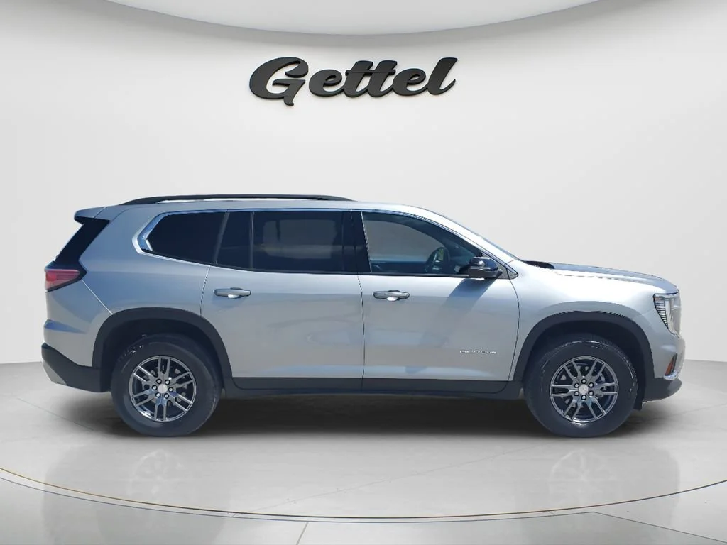 Used 2025 Sterling Metallic GMC Elevation image 4