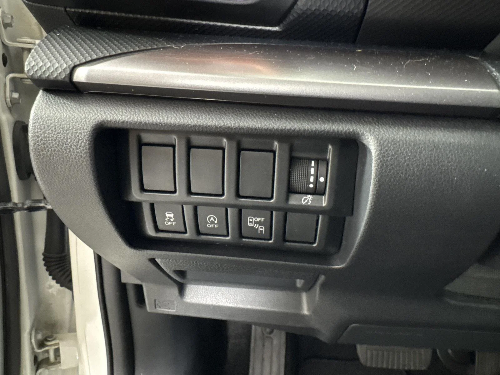 Used 2019 Crystal White Pearl Subaru Sport image 7