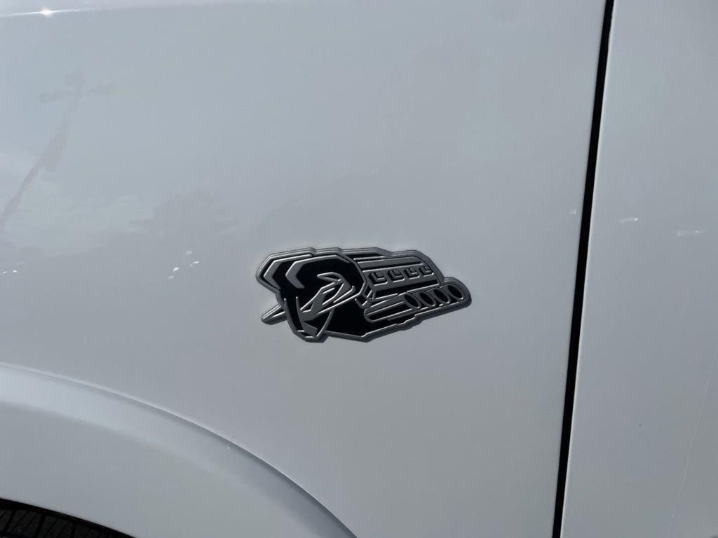New 2026 Bright White Clear-Coat Exterior Paint RAM Big Horn/Lone Star image 13