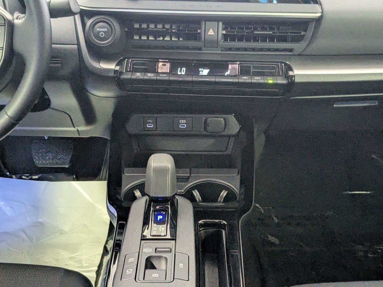 Used 2025 Cutting Edge Toyota LE image 41