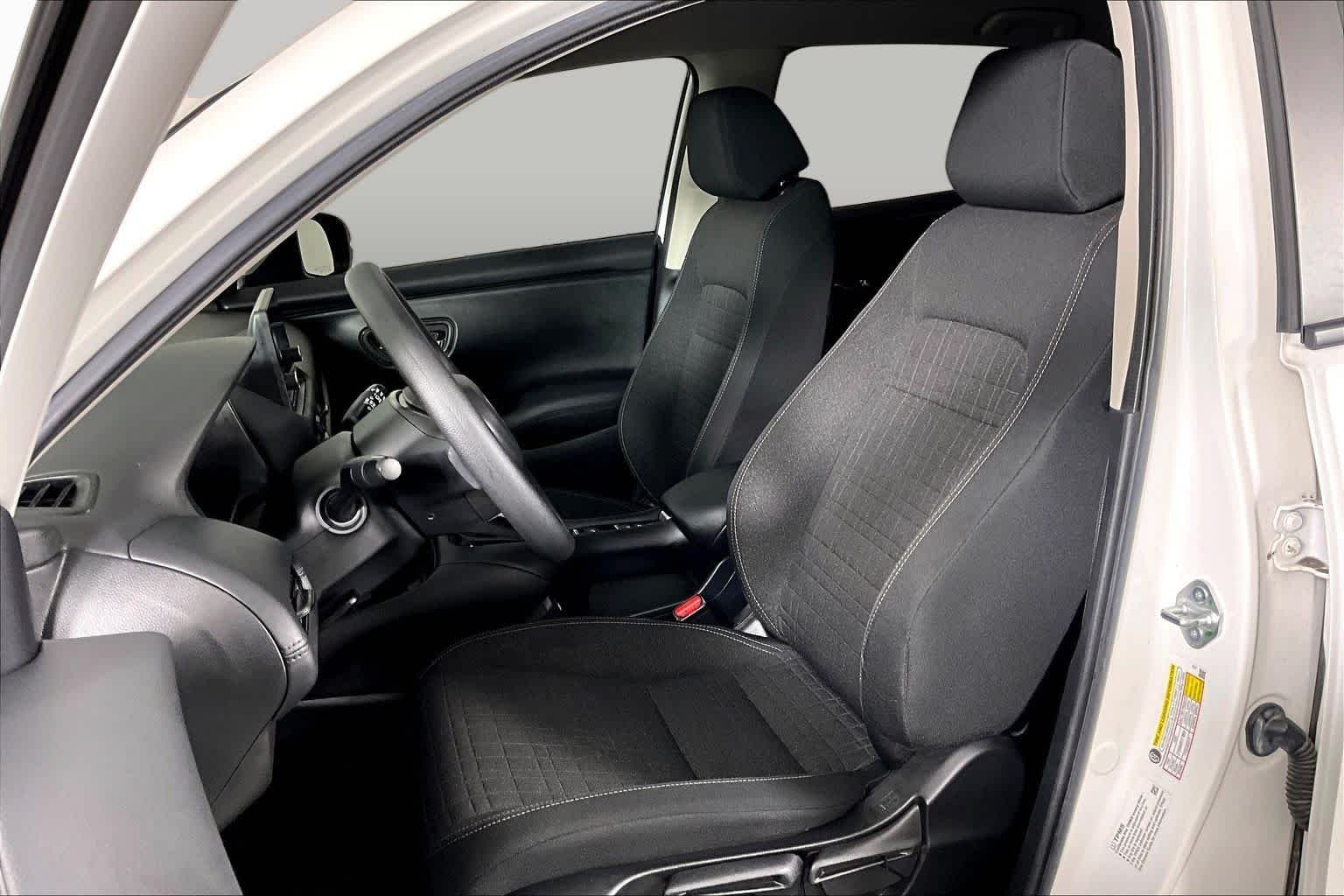 Used 2023 Platinum White Pearl Honda LX image 8