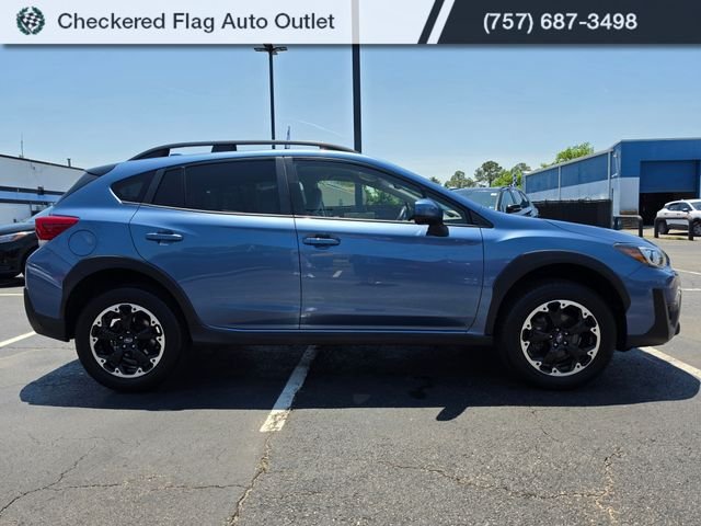 Used 2021 Horizon Blue Pearl Subaru Premium image 9