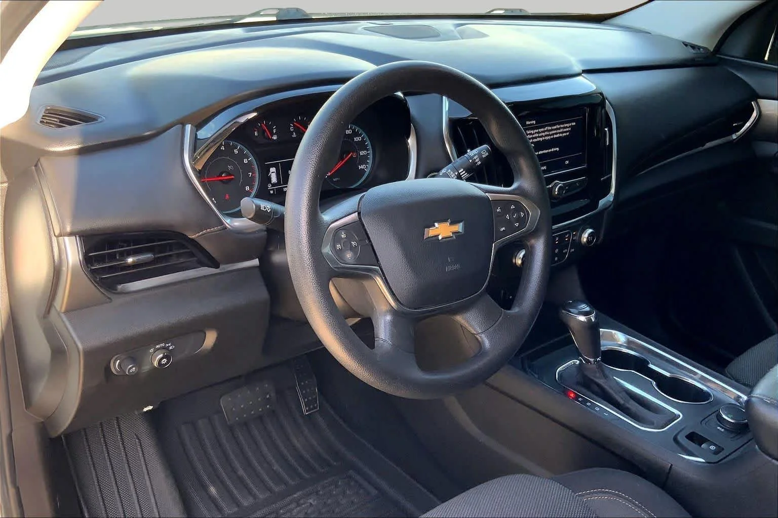 Used 2020 Summit White Chevrolet LS image 16