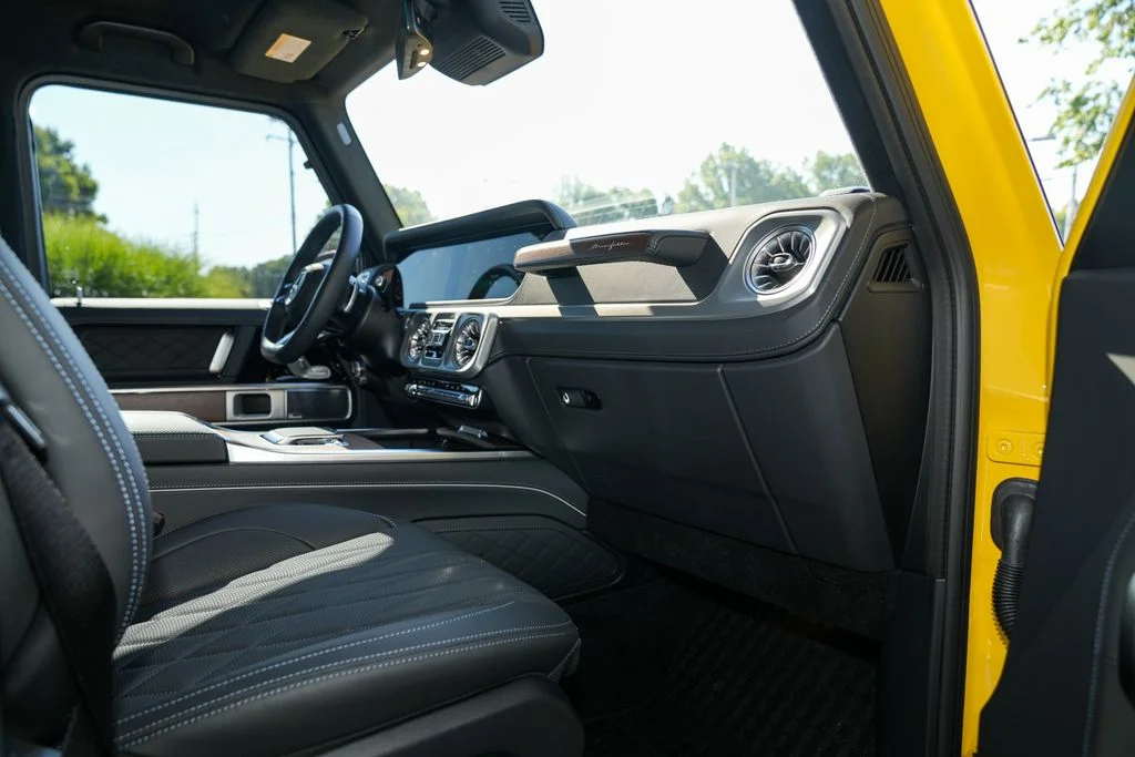 Used 2026  Mercedes-Benz G 550 image 22