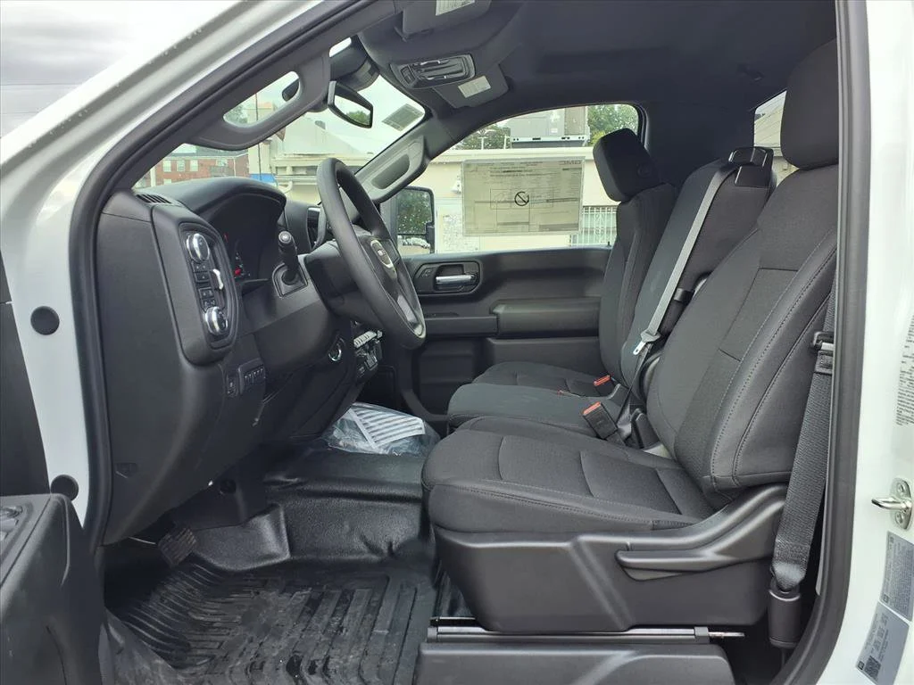 2025 GMC Sierra 3500HD Pro - Photo 14
