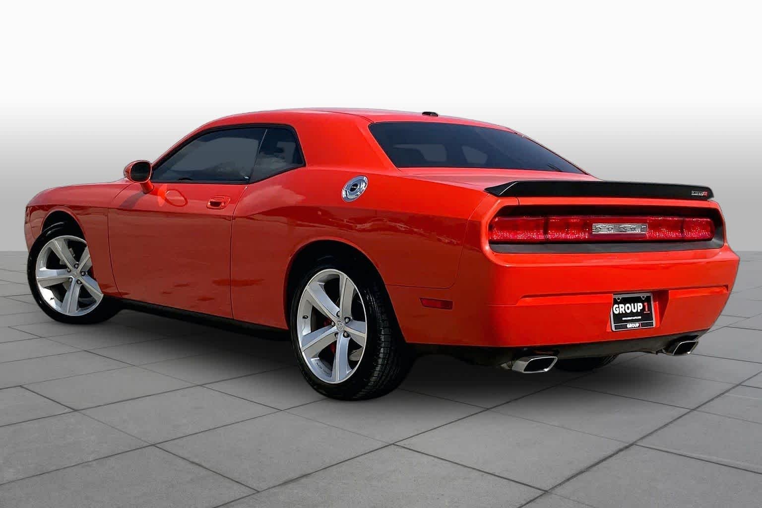 Used 2009 Hemi Orange Pearl Dodge SRT8 image 11