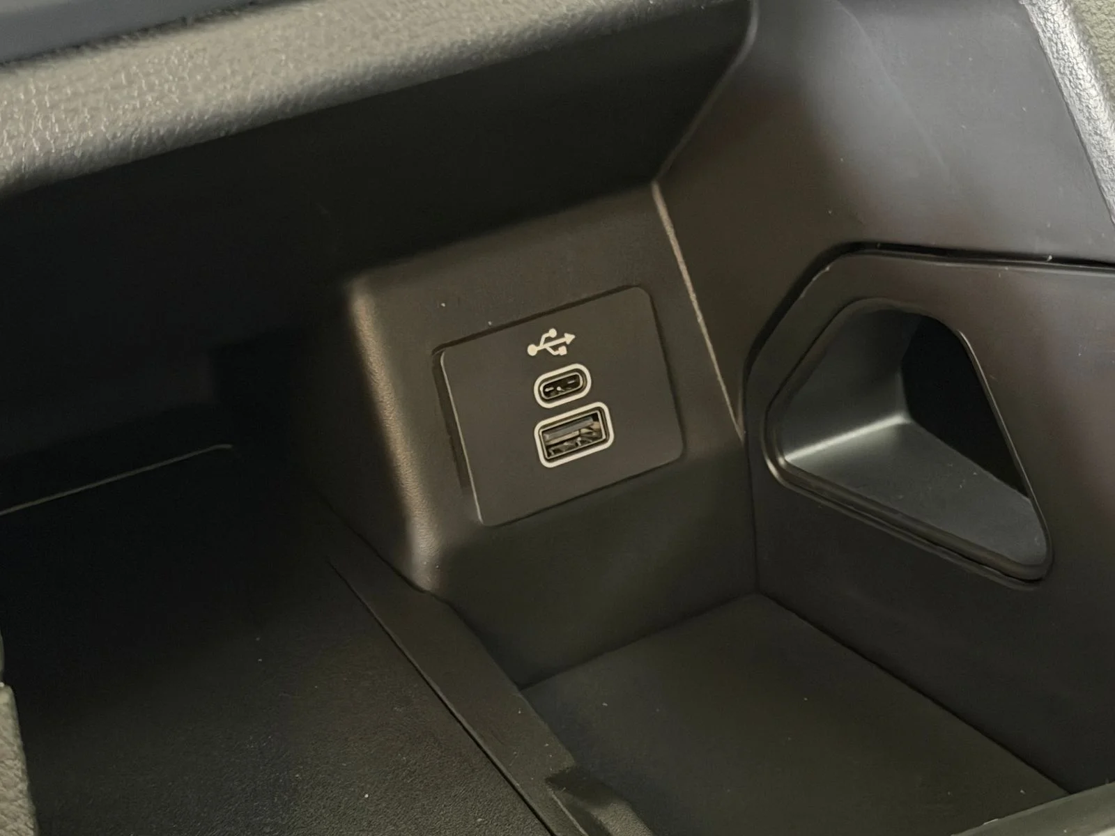 New 2026 Desert Sand Ford XL image 26