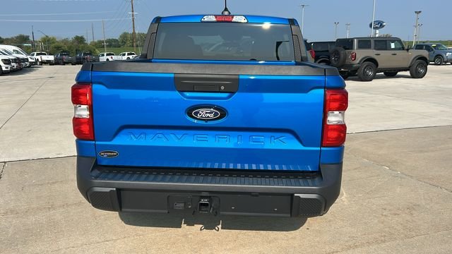 New 2025 Blue Ford XLT image 4