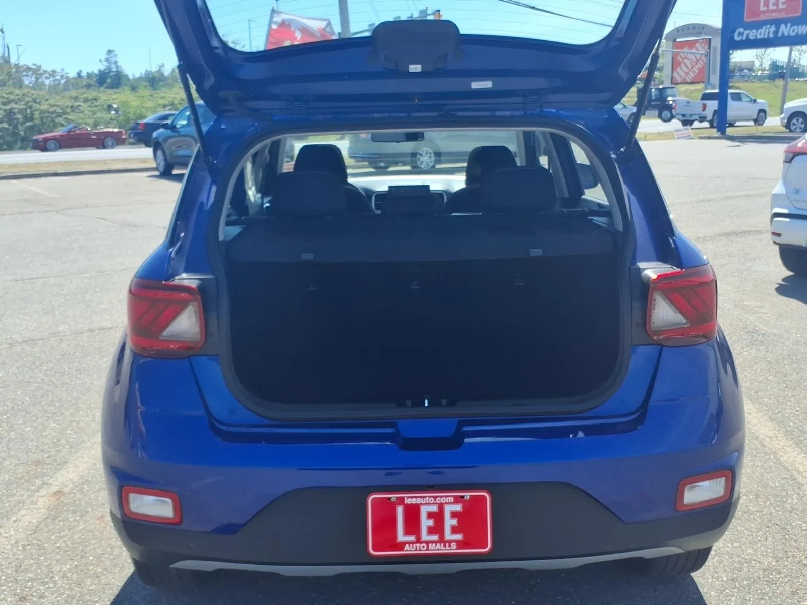 Used 2025 Intense Blue Hyundai SEL image 13