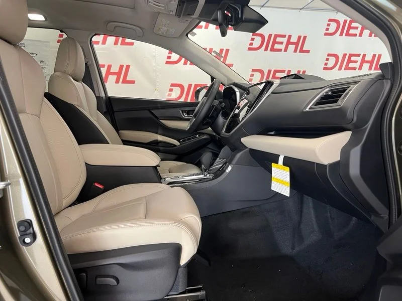 New 2026 AUTUMN GREEN METALLIC Subaru Limited 8-Passenger image 14