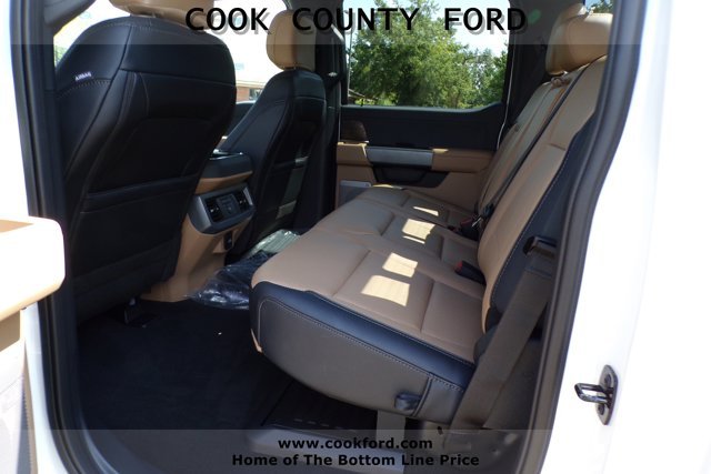 New 2026 STAR WHITE Ford LARIAT image 25