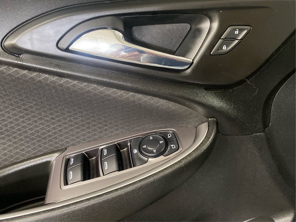 Used 2020 Silver Chevrolet LS image 13