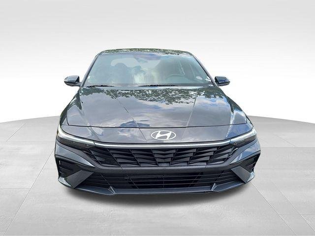 New 2026 Gray Hyundai SEL Sport Plus image 8