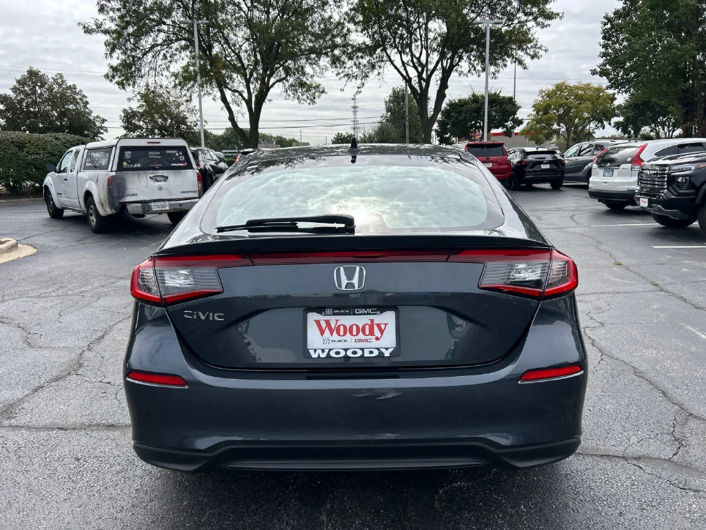 2024 Honda Civic Hatchback EX-L - Photo 8