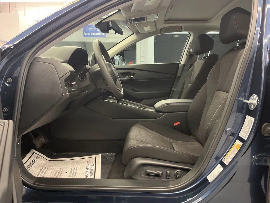 2024 Honda Accord EX - Photo 11