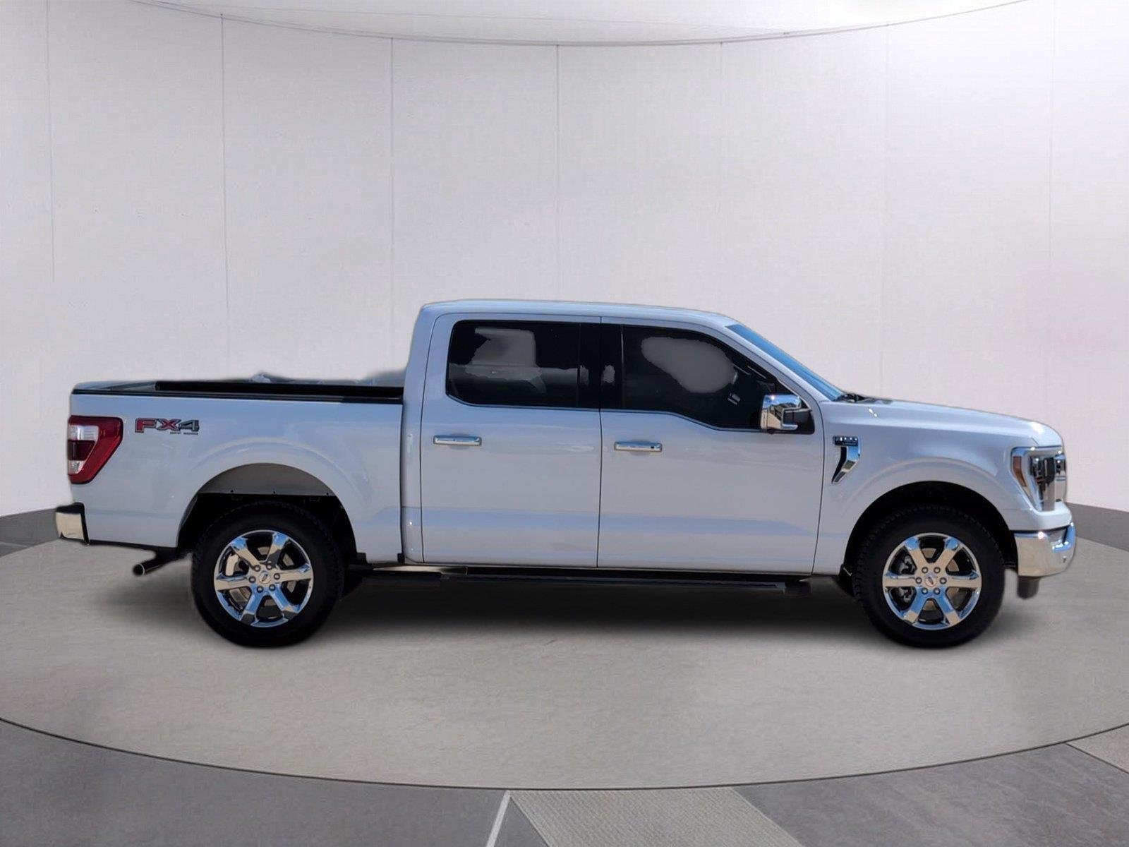 Used 2023 Oxford White Ford LARIAT image 9